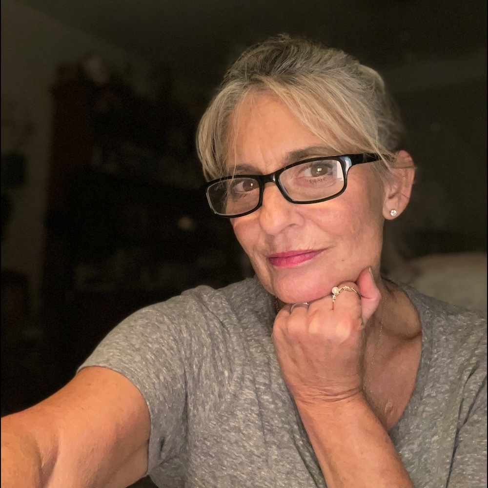 Meet your Posher, Wendy   (Not for sale)